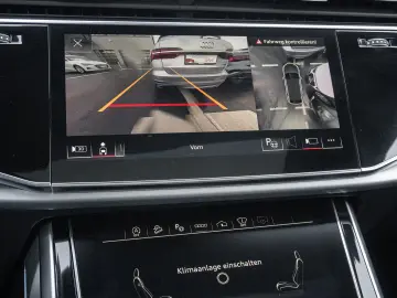 Audi Q8 50 TD S line quattro S Tronic PANO