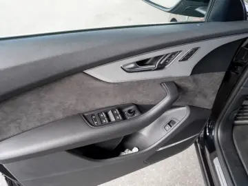 Audi Q8 50 TDI quattro S-line Luft Pano ACC