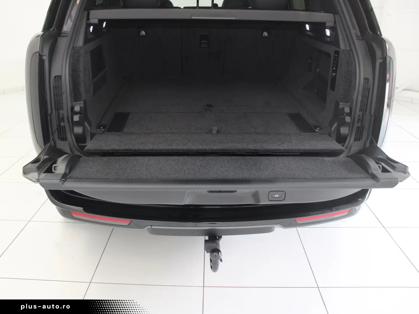 Land Rover Range Rover P550e HSE Hybrid SWB AHK Head-Up