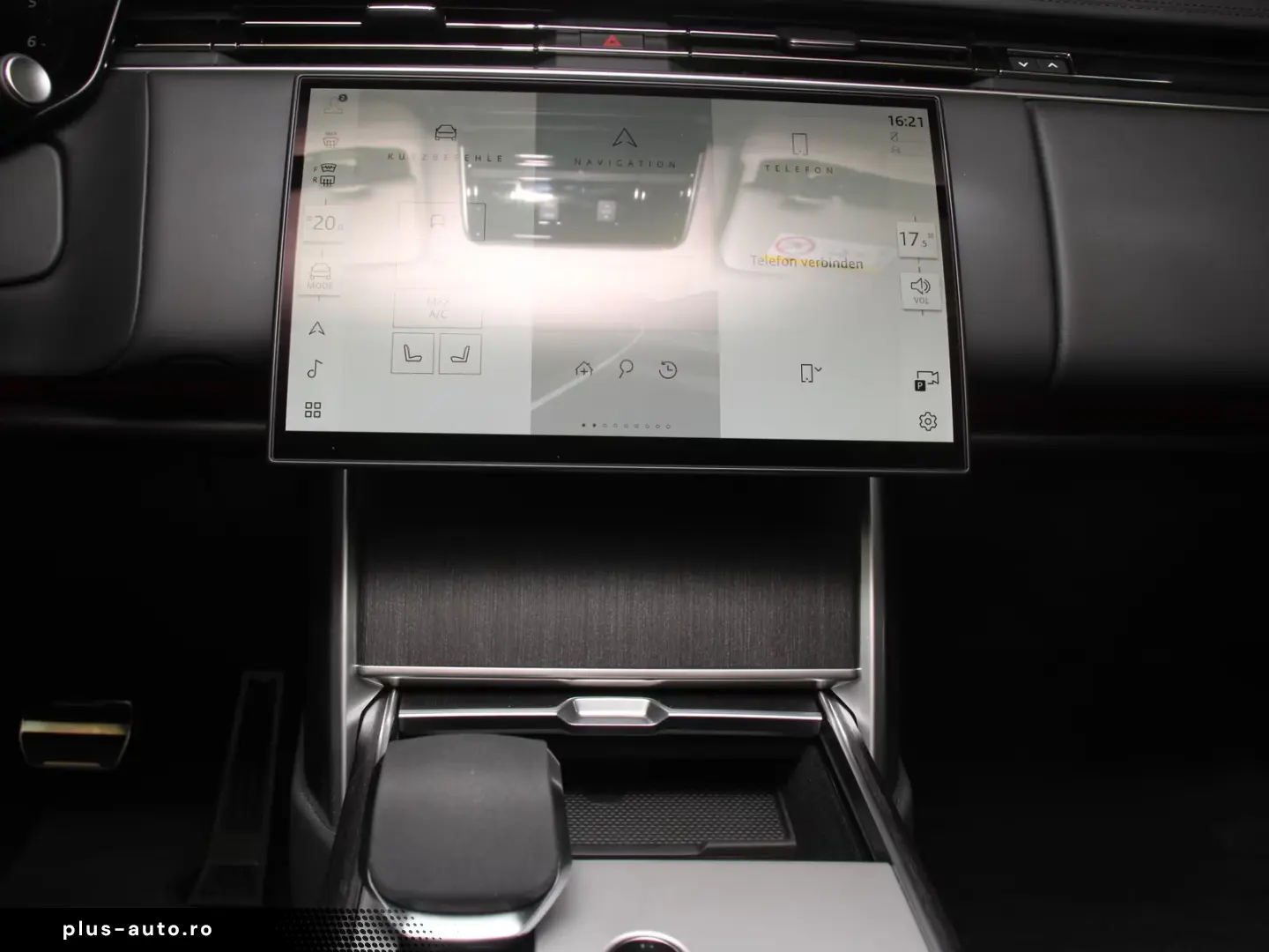 Land Rover Range Rover P550e HSE Hybrid SWB AHK Head-Up