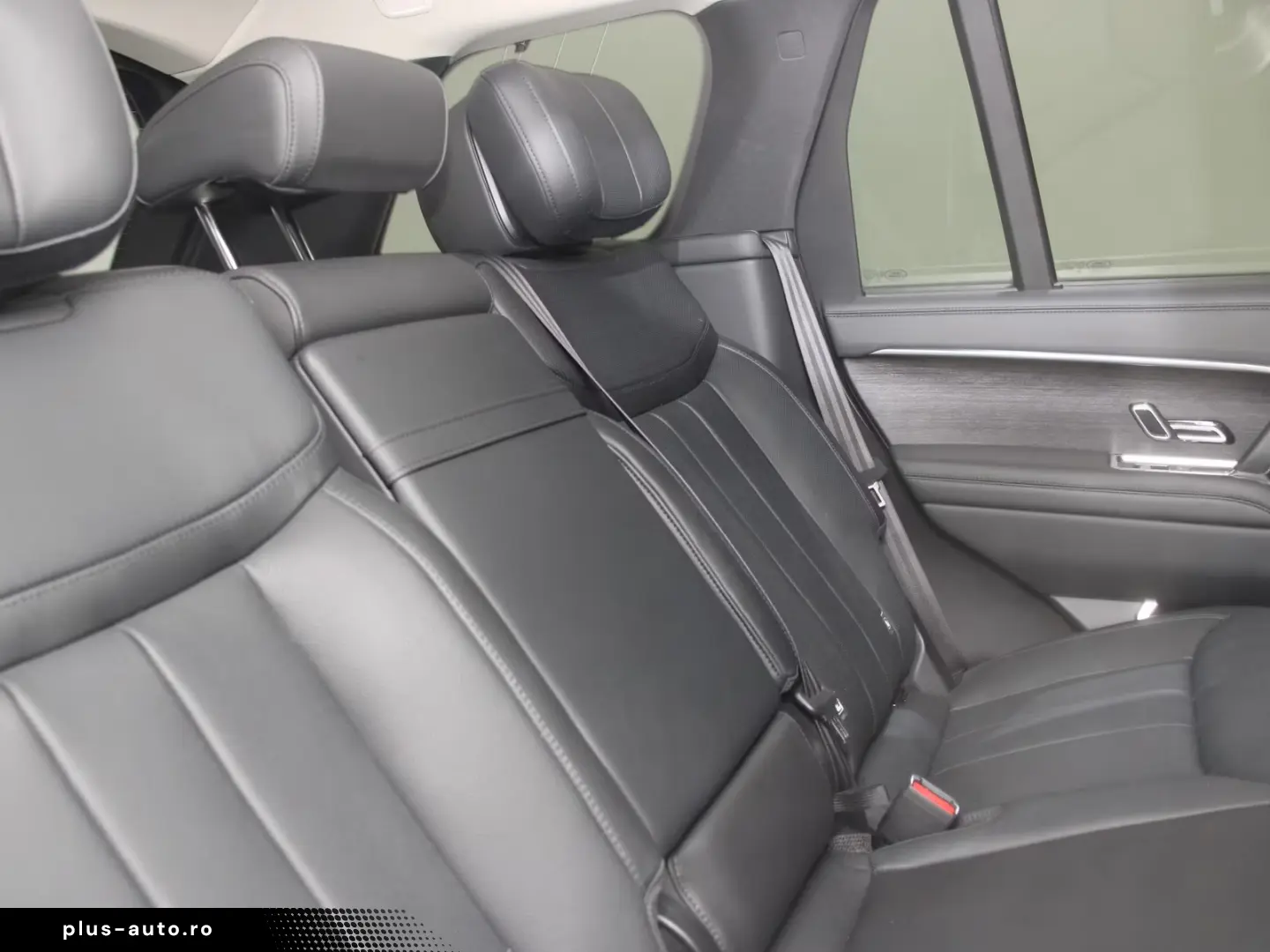 Land Rover Range Rover P550e HSE Hybrid SWB AHK Head-Up