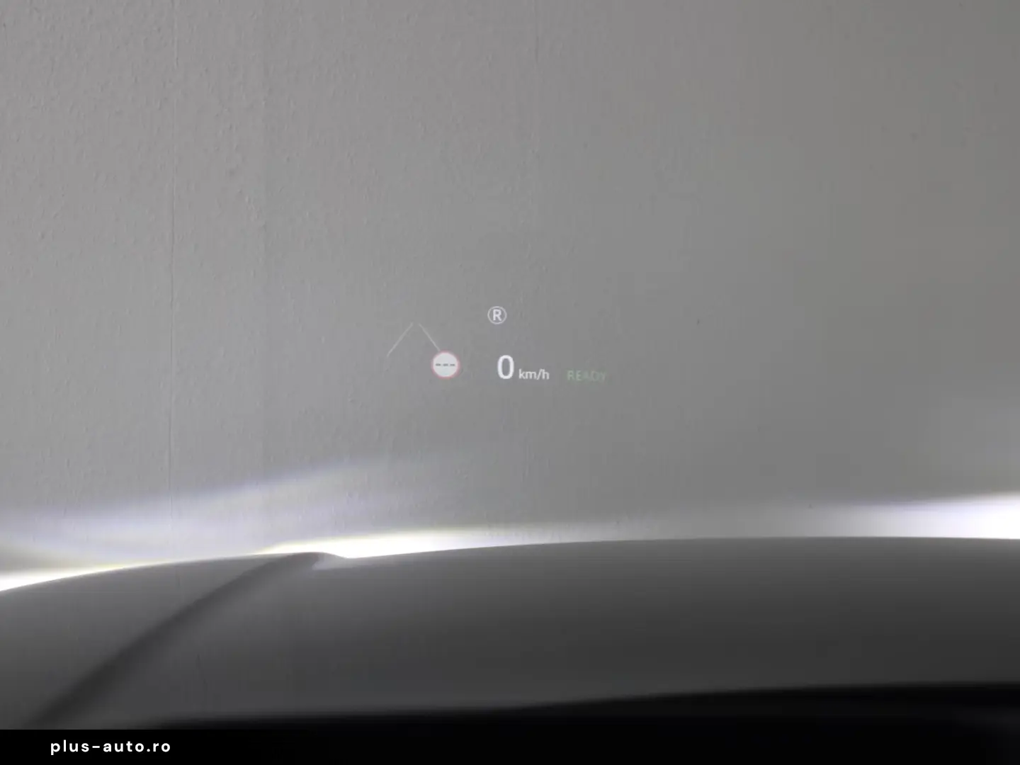 Land Rover Range Rover P550e HSE Hybrid SWB AHK Head-Up