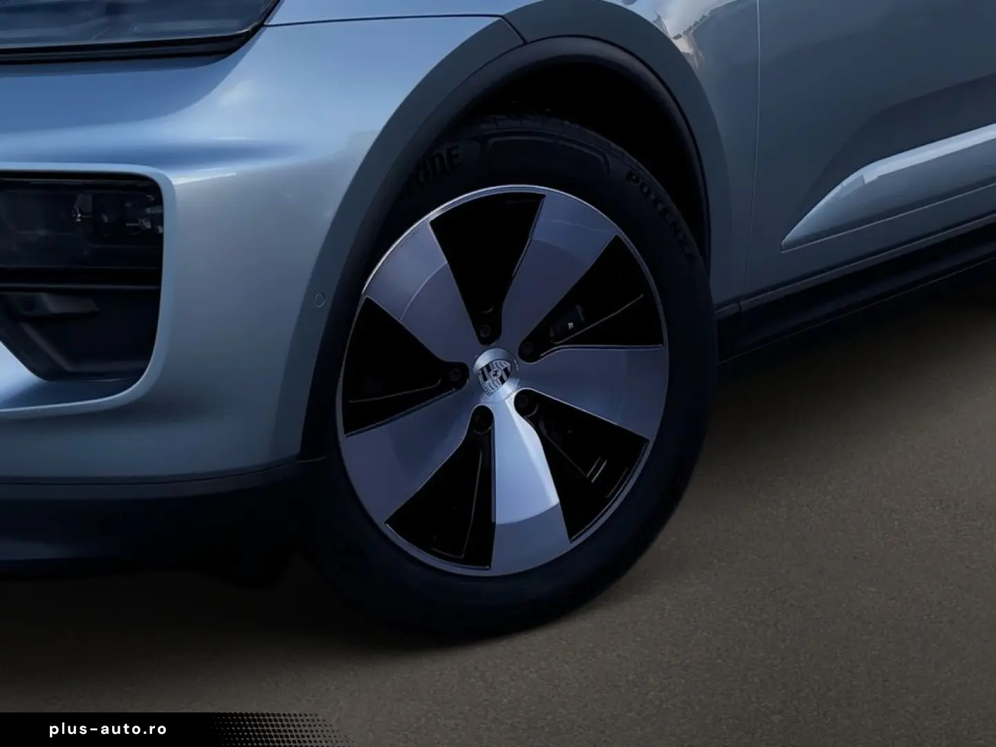 PORSCHE Macan 4 Electric LUFTFAHRWERK PANORAMADACH