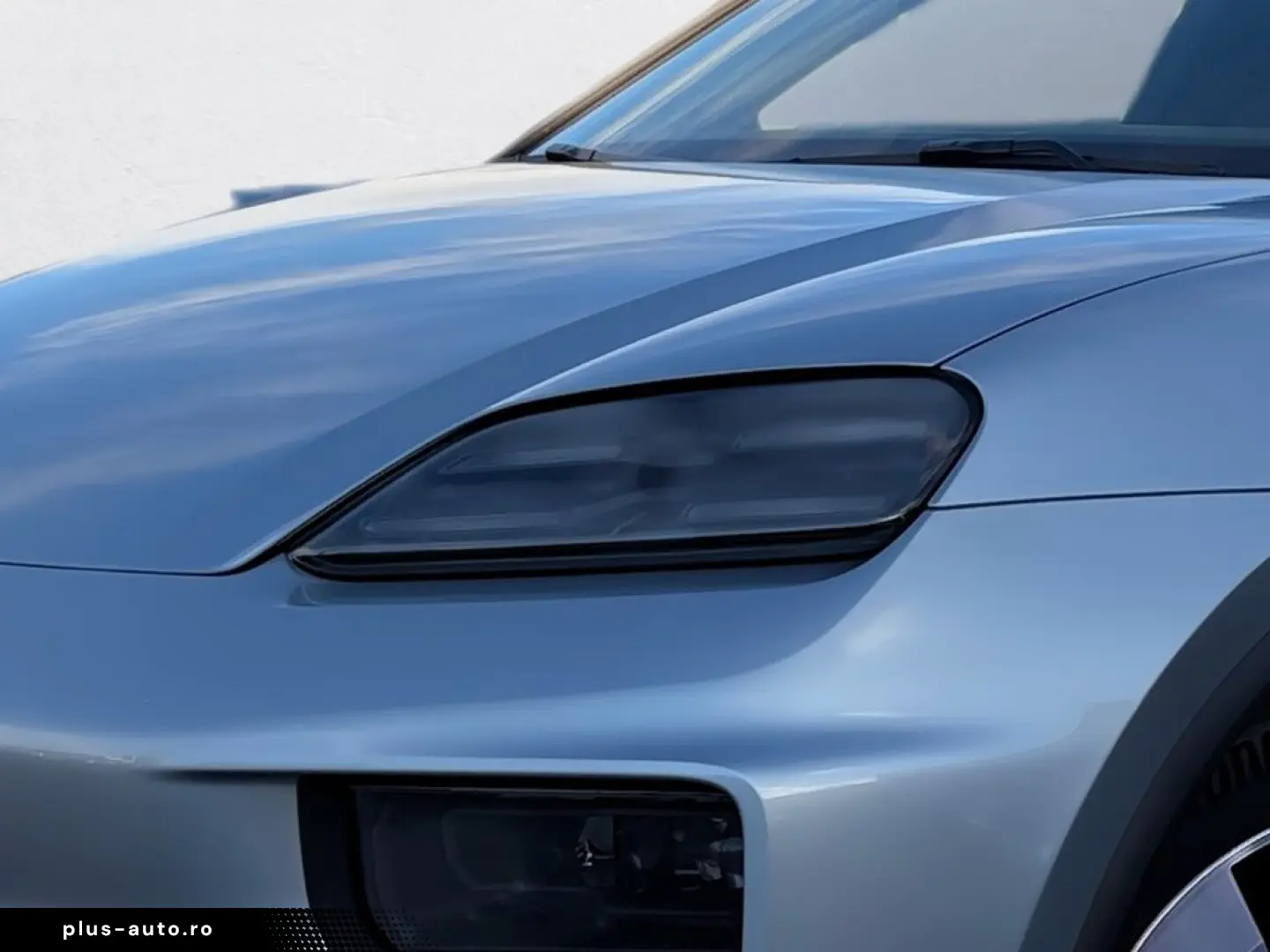 PORSCHE Macan 4 Electric LUFTFAHRWERK PANORAMADACH