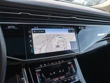 Audi Q8 S line 50 TDI qu. tiptronic Navi HuD Pano ACC