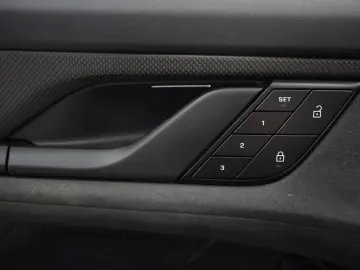 Porsche Taycan Sport Turismo GTS CHRONO CARBON BURMESTER