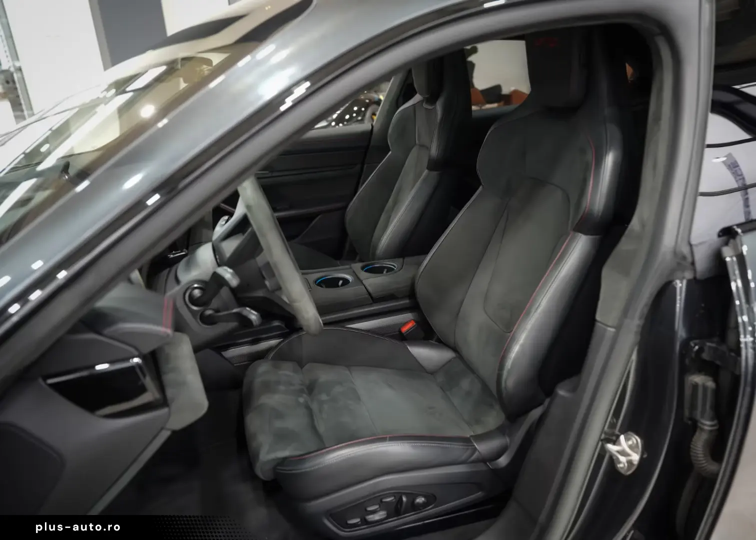 Porsche Taycan Sport Turismo GTS CHRONO CARBON BURMESTER