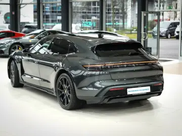 Porsche Taycan Sport Turismo GTS CHRONO CARBON BURMESTER
