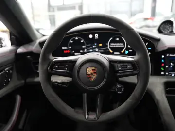 Porsche Taycan Sport Turismo GTS CHRONO CARBON BURMESTER