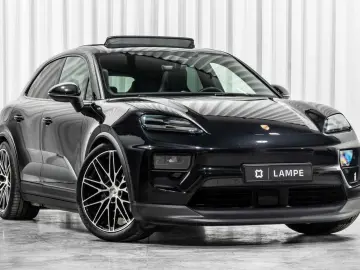 PORSCHE Macan 4 Electric Panodak BOSE Sport Chrono Trekh