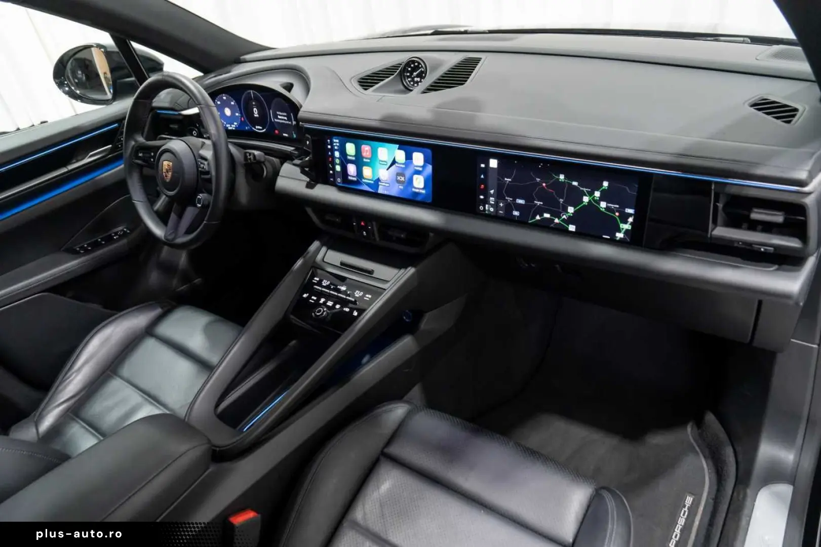 PORSCHE Macan 4 Electric Panodak BOSE Sport Chrono Trekh