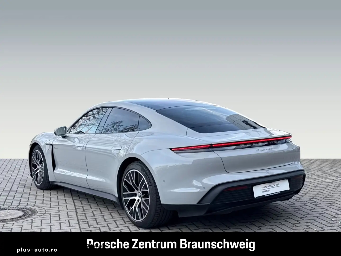 Porsche Taycan 4S Rear Steering  InnoDrive  BOSE