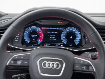 Audi SQ8 4.0 TFSI TIPT QUA MATRIX HUD AHK B&O NAV ACC