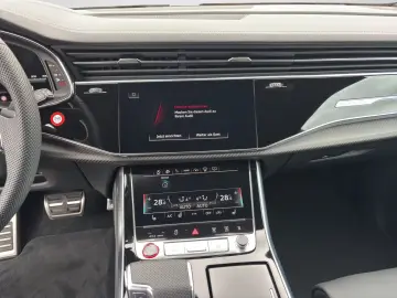 Audi SQ8 TFSI quattro MATRIX PANO AHK STANDHZ