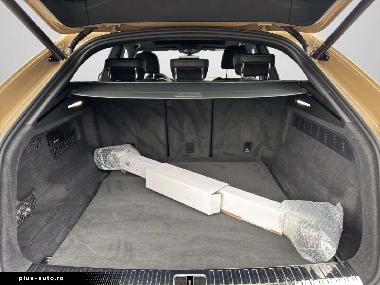 Audi SQ8 TFSI quattro MATRIX PANO AHK STANDHZ