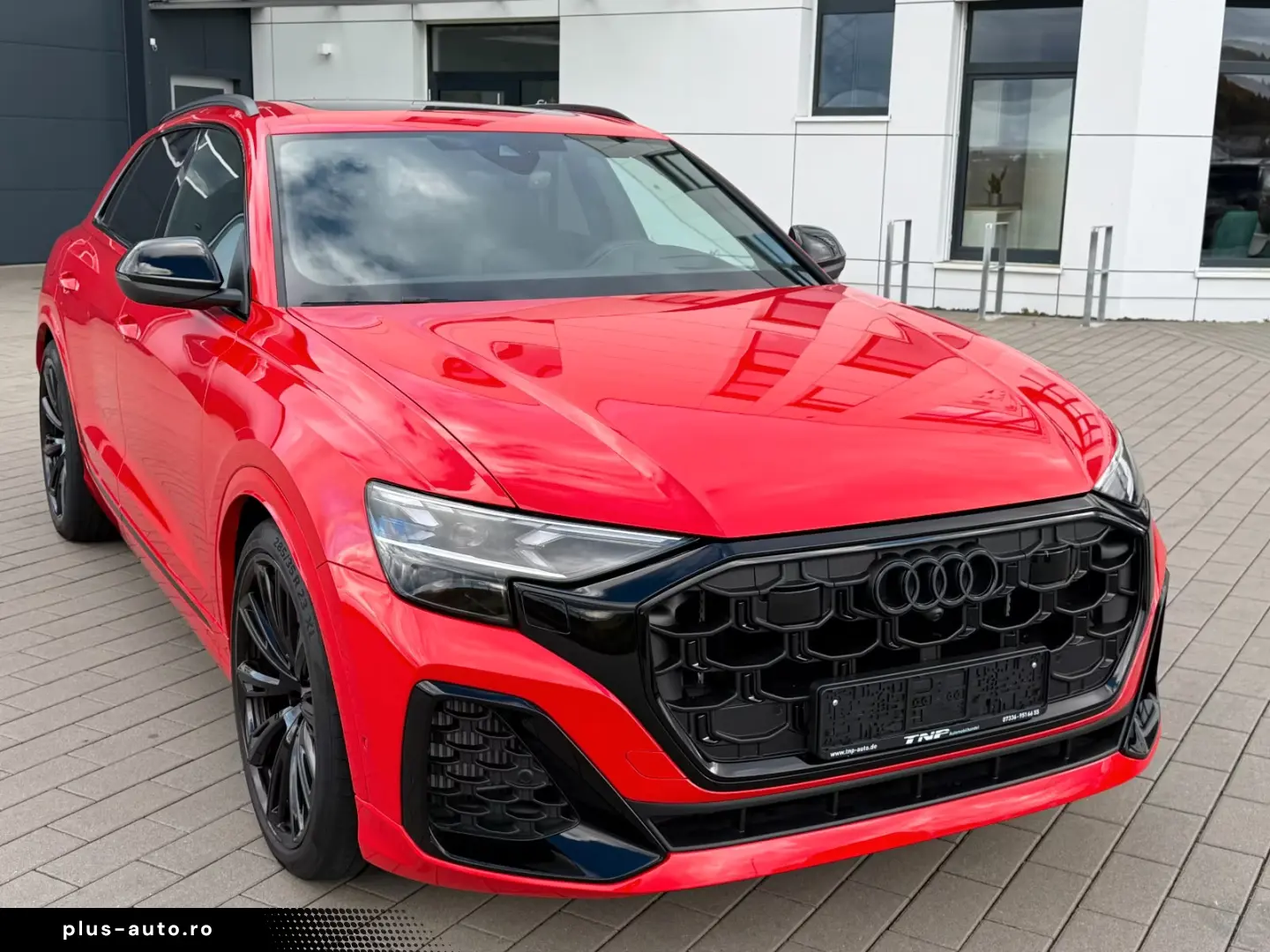 Audi SQ8 TFSI  STANHEIZUNG AHK PANO B&O HUD