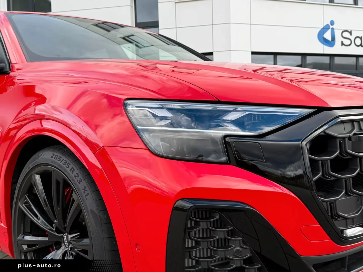 Audi SQ8 TFSI  STANHEIZUNG AHK PANO B&O HUD