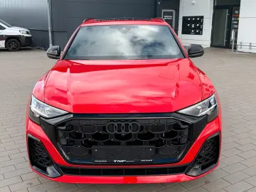 Audi SQ8 TFSI  STANHEIZUNG AHK PANO B&O HUD