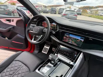 Audi SQ8 TFSI  STANHEIZUNG AHK PANO B&O HUD