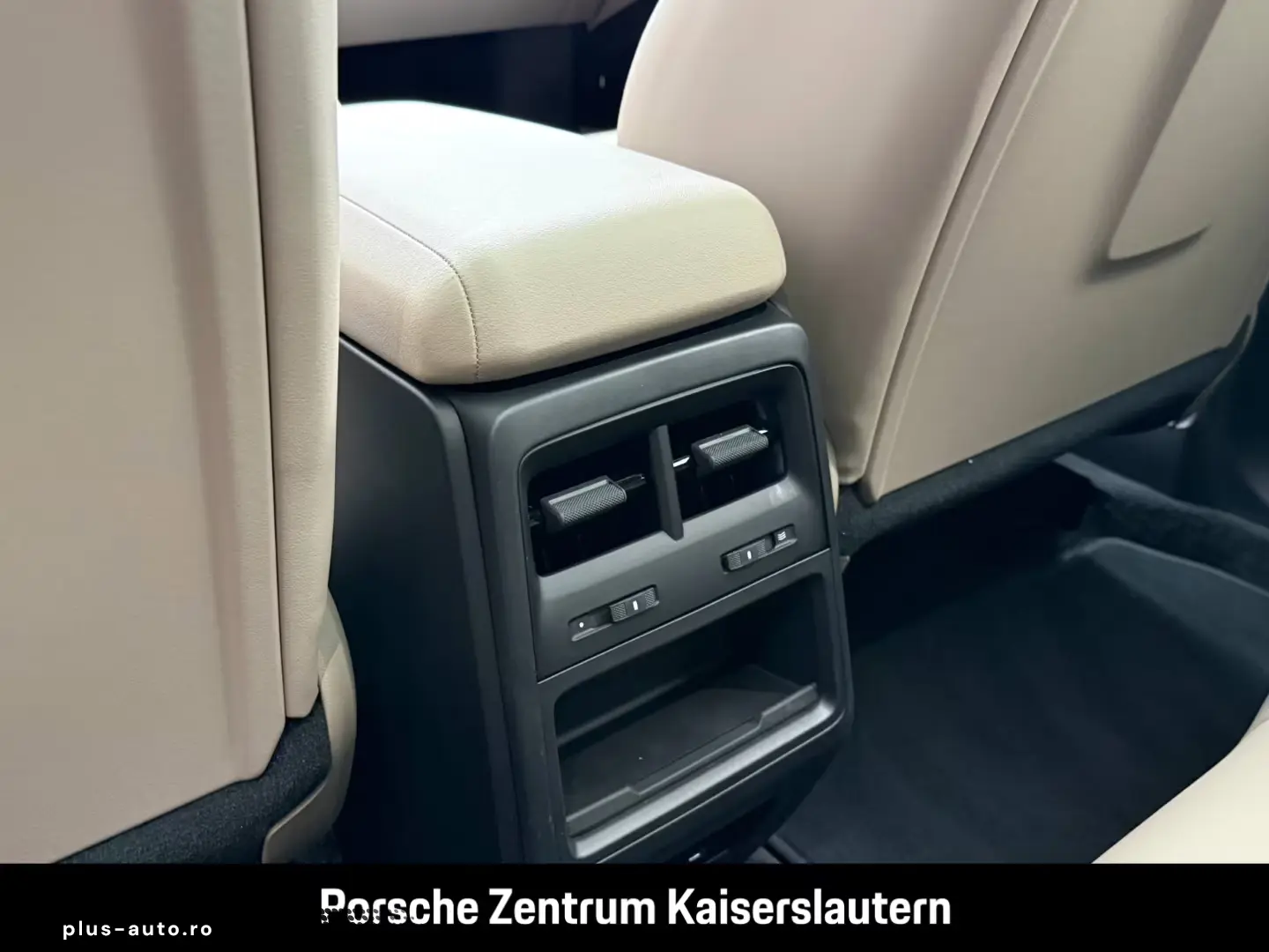 Porsche Macan Panoramadach Rückfahrkamera LEDmatrix BOSE