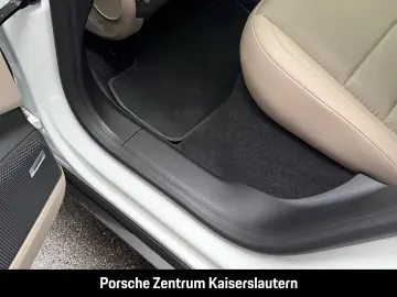 Porsche Macan Panoramadach Rückfahrkamera LEDmatrix BOSE