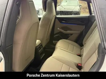 Porsche Macan Panoramadach Rückfahrkamera LEDmatrix BOSE