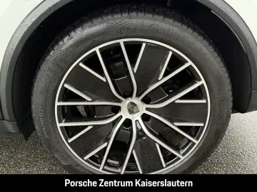 Porsche Macan Panoramadach Rückfahrkamera LEDmatrix BOSE
