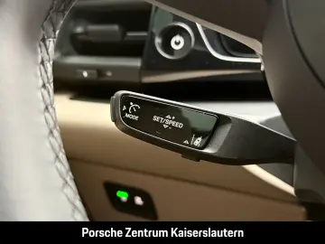 Porsche Macan Panoramadach Rückfahrkamera LEDmatrix BOSE