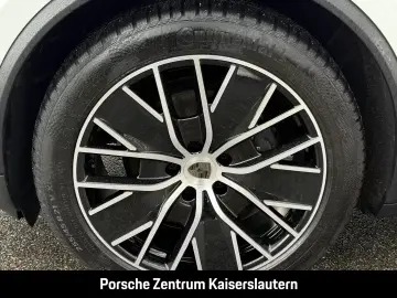 Porsche Macan Panoramadach Rückfahrkamera LEDmatrix BOSE