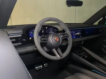 Porsche Macan GTS   3D Surround View   AHK   BOSE