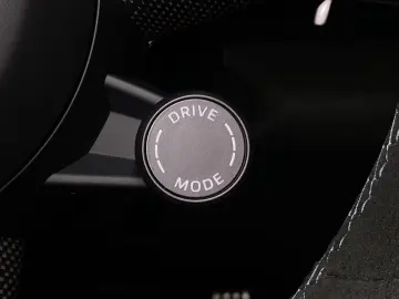 Porsche Macan GTS   3D Surround View   AHK   BOSE