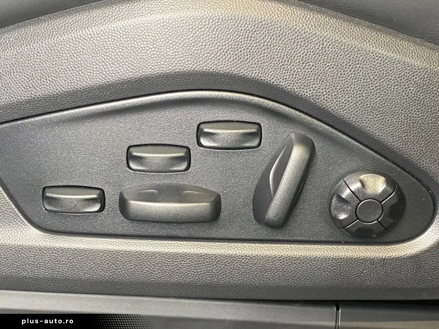 Porsche Macan GTS   3D Surround View   AHK   BOSE