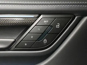 Porsche Macan GTS   3D Surround View   AHK   BOSE