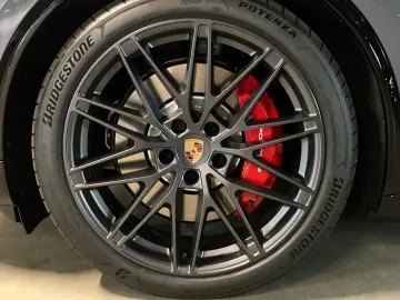 Porsche Macan GTS   3D Surround View   AHK   BOSE