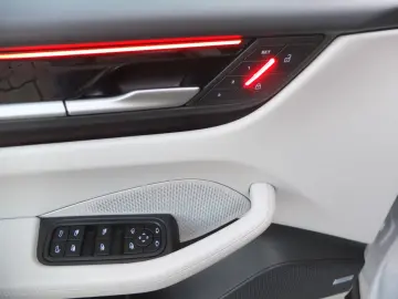 Porsche Macan 4 NP 120000 FULL