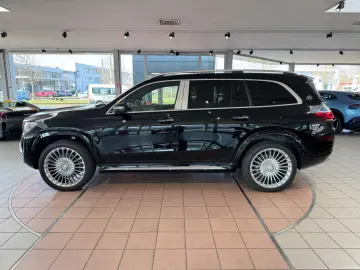 MERCEDES-BENZ GLS 600 Maybach   First-Class Fond Klapptische