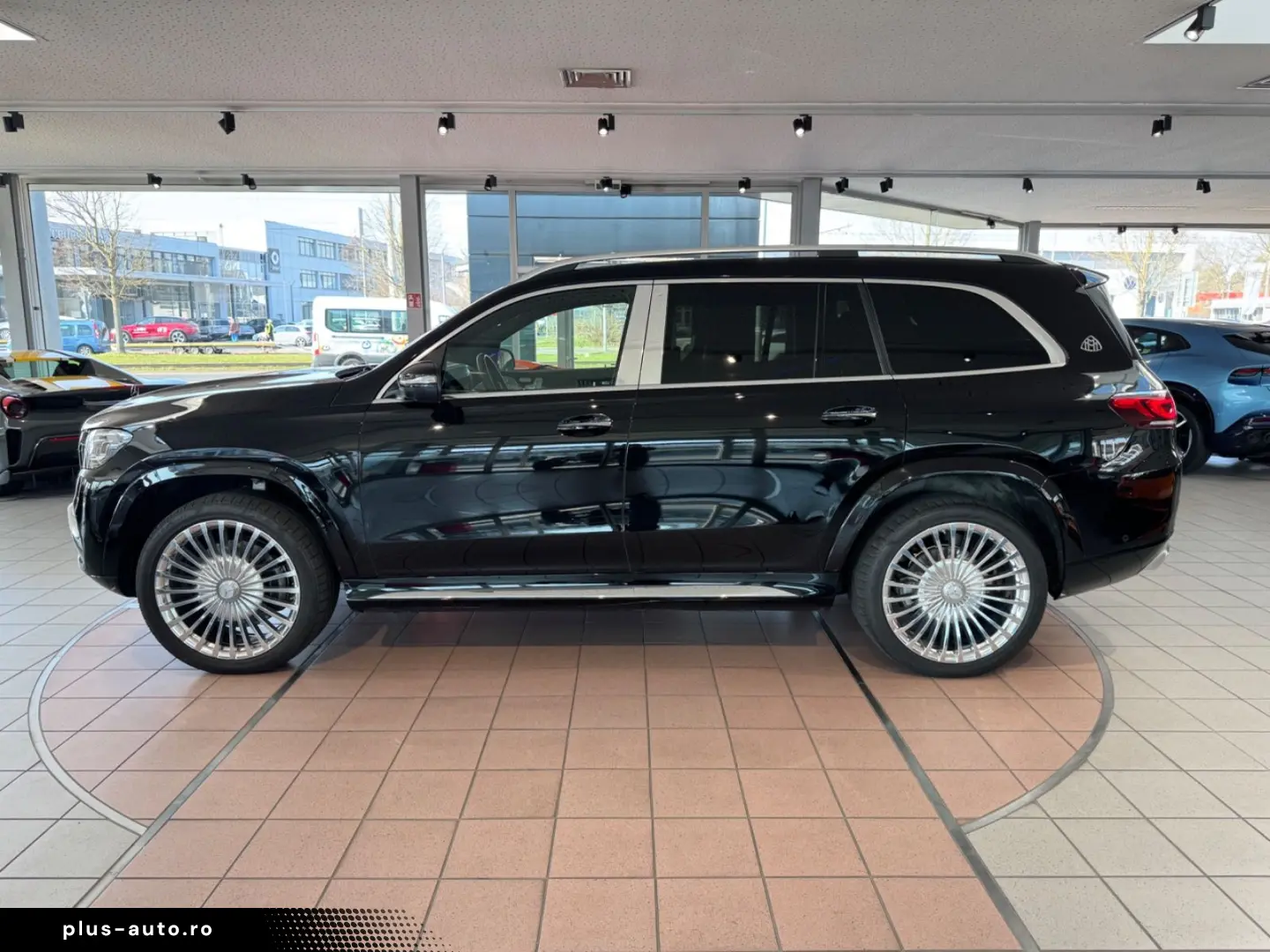 MERCEDES-BENZ GLS 600 Maybach   First-Class Fond Klapptische