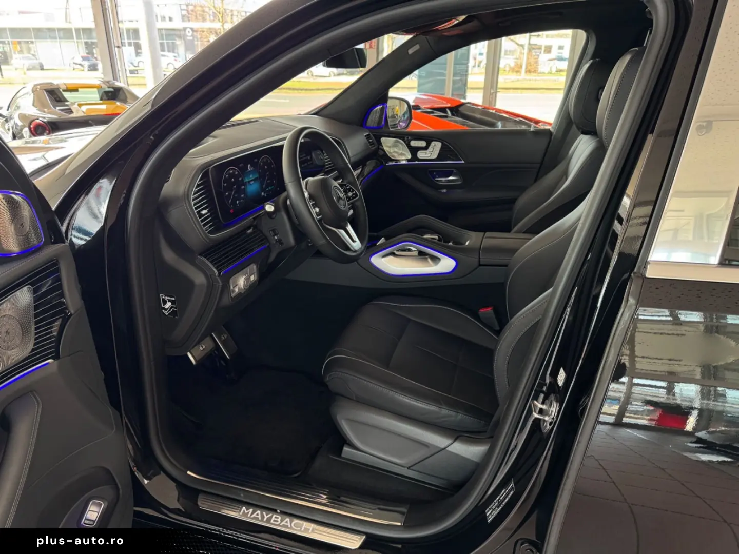 MERCEDES-BENZ GLS 600 Maybach   First-Class Fond Klapptische