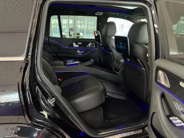 MERCEDES-BENZ GLS 600 Maybach   First-Class Fond Klapptische