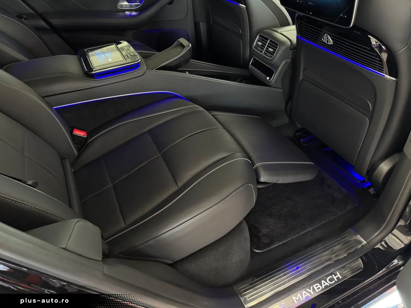 MERCEDES-BENZ GLS 600 Maybach   First-Class Fond Klapptische