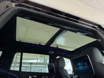 MERCEDES-BENZ GLS 600 Maybach   First-Class Fond Klapptische