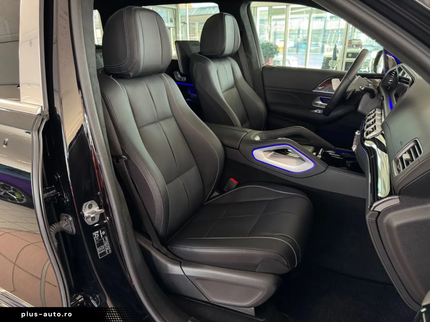 MERCEDES-BENZ GLS 600 Maybach   First-Class Fond Klapptische