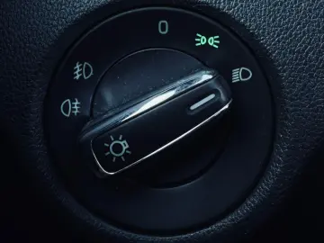 Skoda Rapid   Fab 09-2014  Euro 5   1.2 Benzina 86CP