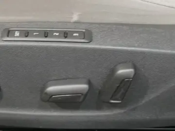 Skoda Octavia Lim. Style 2.0 TDI  Matrix NAVI KAMERA