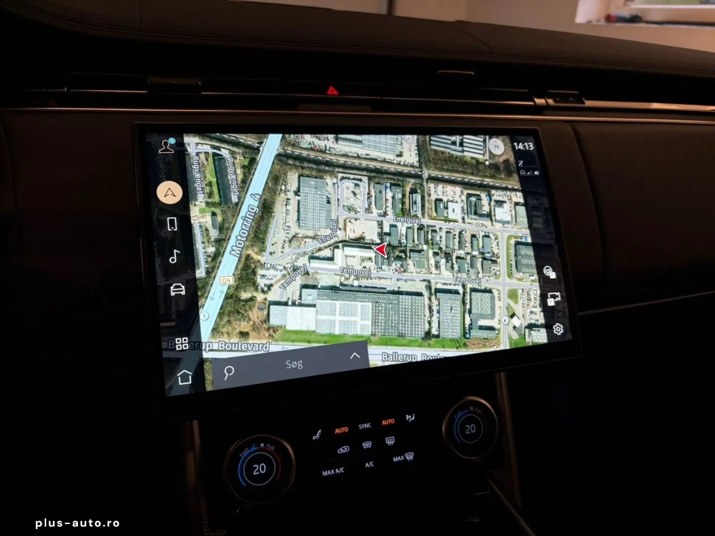 LAND ROVER Range Rover P440e HSE