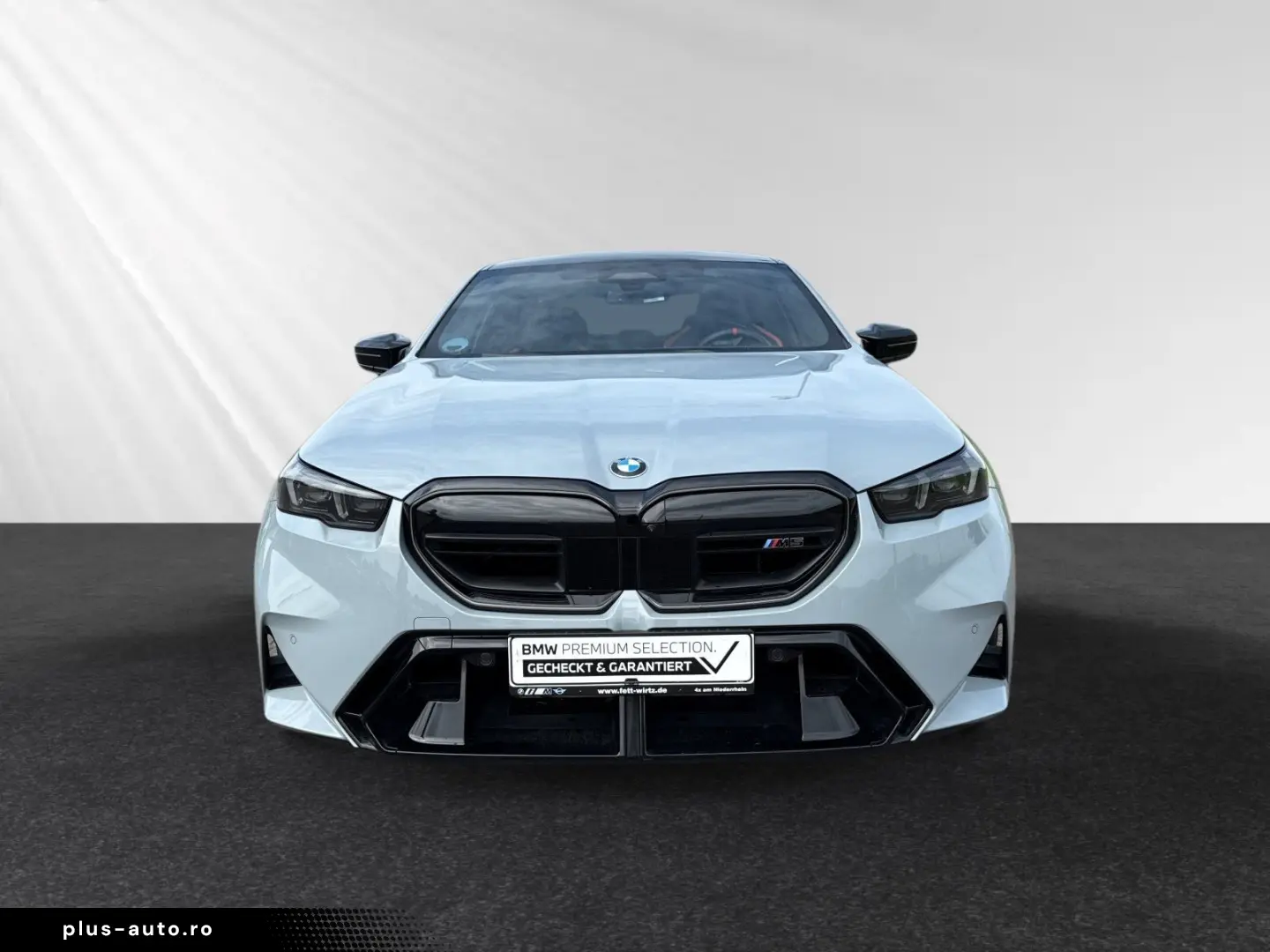 BMW M5 Limousine MDriver'sPack. Pano AHK B&W DAProf.