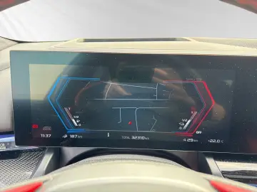 BMW M5 Limousine MDriver'sPack. Pano AHK B&W DAProf.