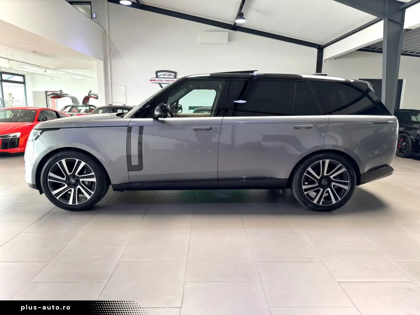 LAND ROVER RANGE ROVER D350 HSE LWB LANG PANO 7-SITZER 22