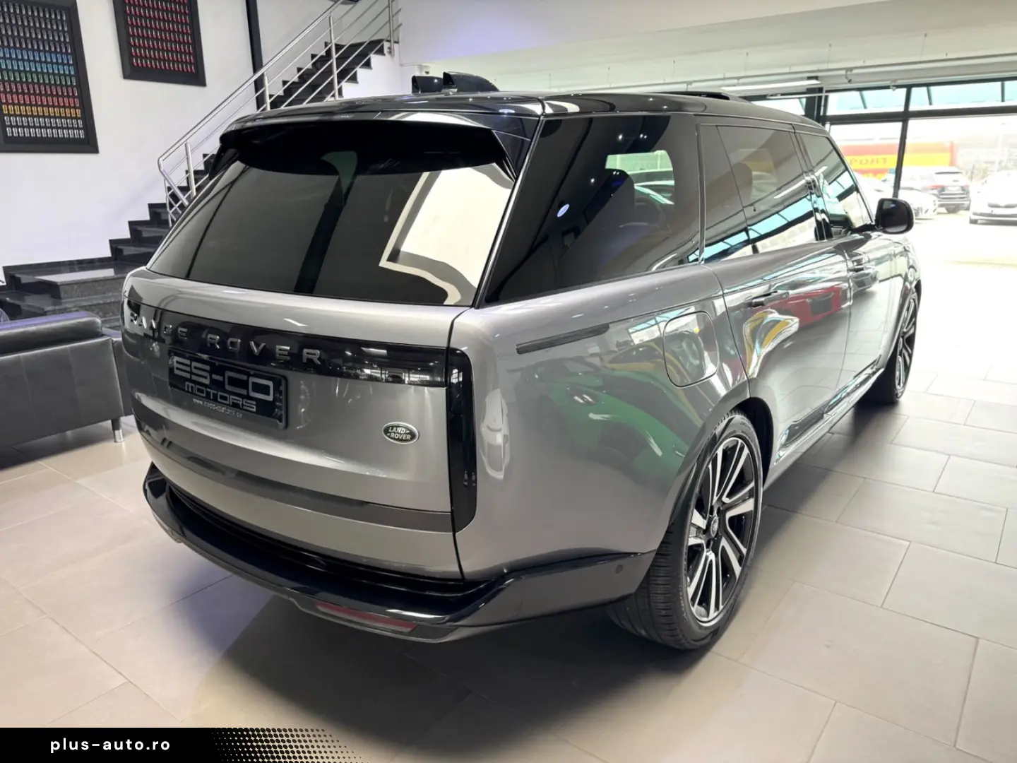 LAND ROVER RANGE ROVER D350 HSE LWB LANG PANO 7-SITZER 22