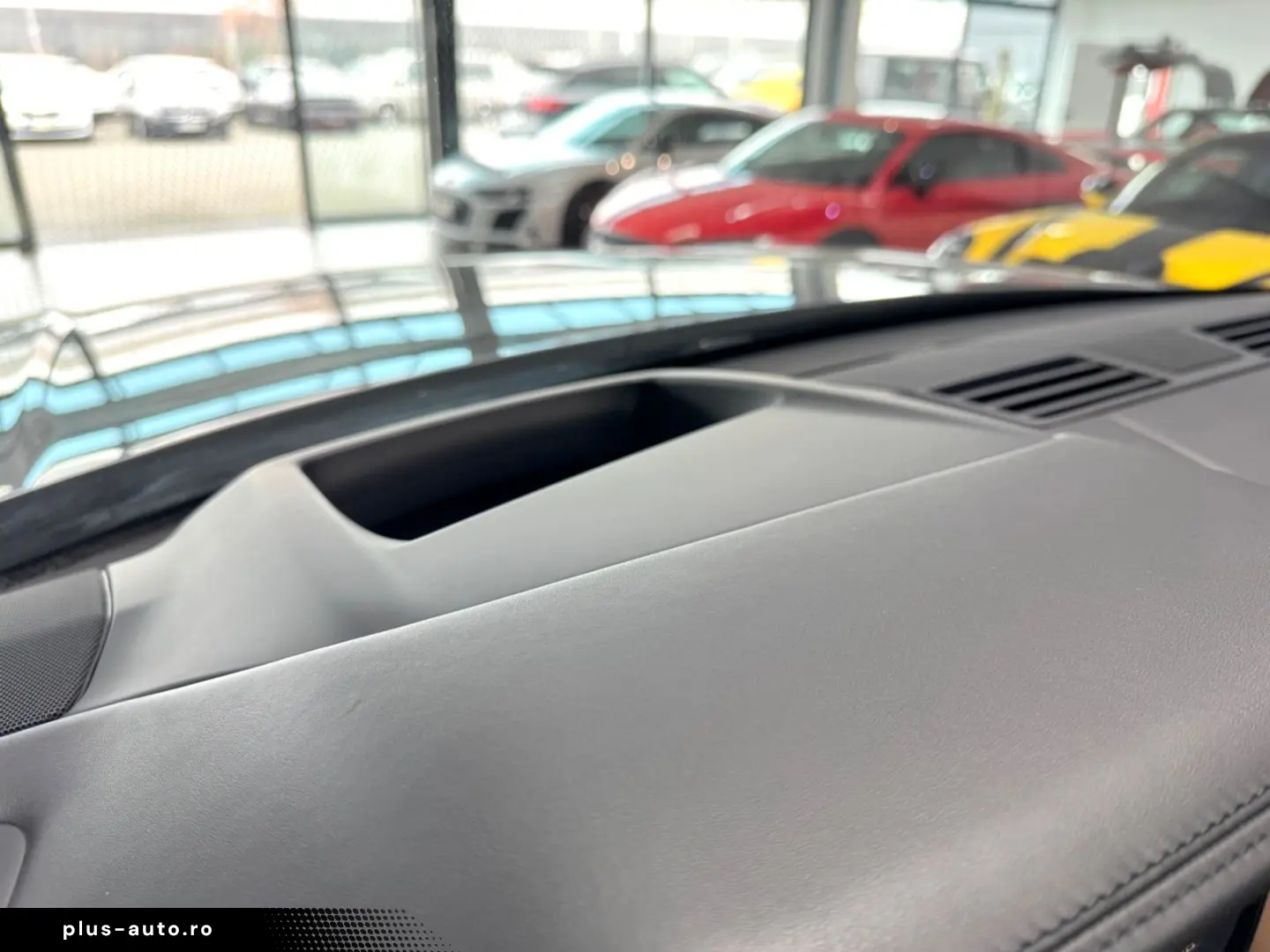 LAND ROVER RANGE ROVER D350 HSE LWB LANG PANO 7-SITZER 22